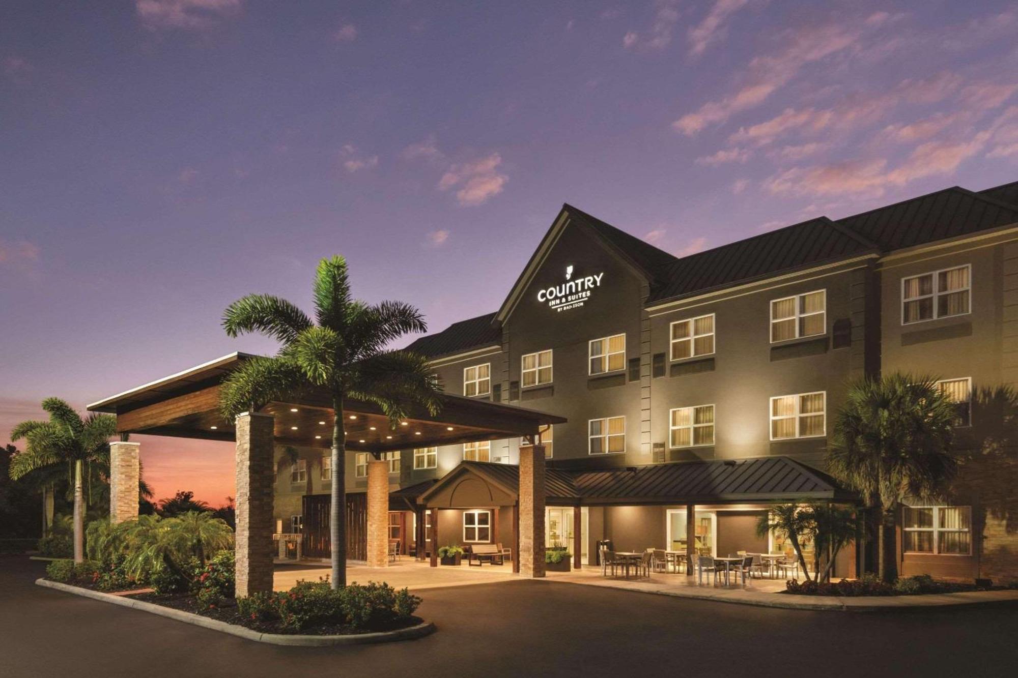 Country Inn & Suites By Radisson, Bradenton-Lakewood-Ranch, Fl Buitenkant foto